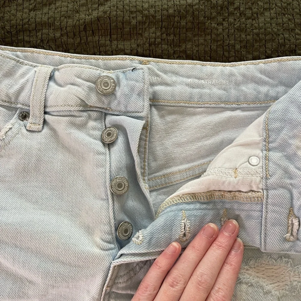 Old Navy Light Blue Distressed Denim Shorts - Picture 3 of 8